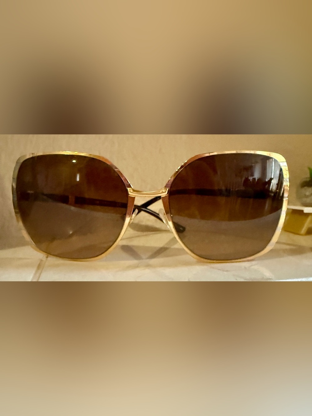 Women's Tory Burch Gold Frame Sunglasses with Brown Lenses